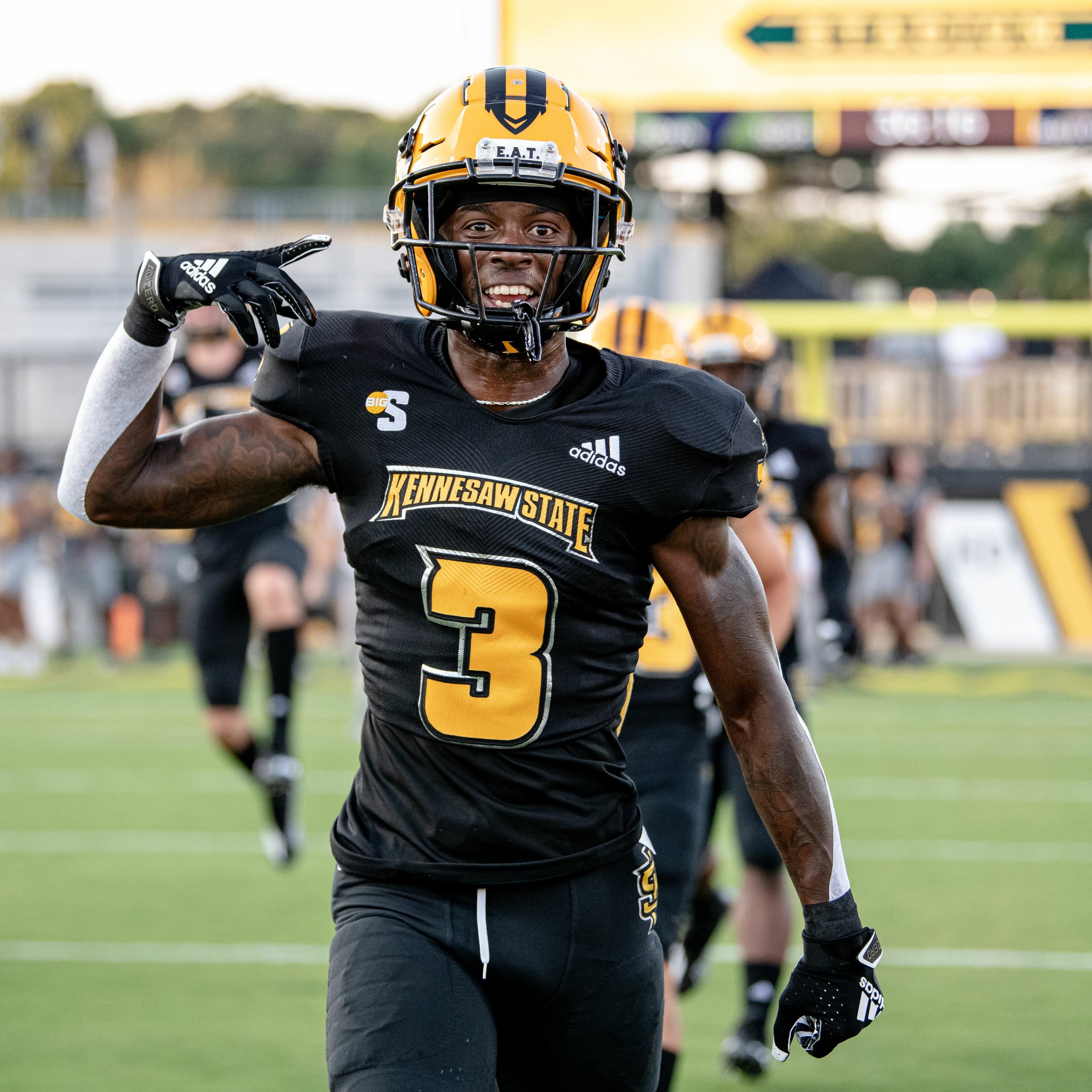 Xavier Shepard TD pass to Iaan Cousin in 3Q episode artwork