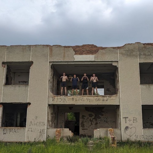 Men eshakda sikishni xohlayman Armavir porno rasmlar