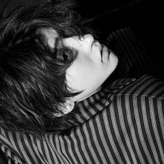 وين ماروح دمعي مفضوح/: