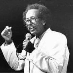 اجمل الاغاني الثورية مصطفي سيد احمد من حقي اغني لشعبي(MP3_160K)_1.mp3