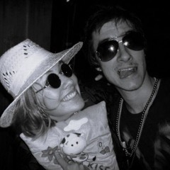 Shadez auf der Couch bei Dr Lid (1.Sitzung)