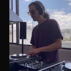 Moobi // @ Radio Tapiñado (Quito)