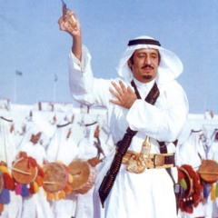 على قدرِ هولِ الحَزمِ تَهذي العمائمُ