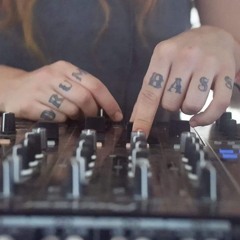 Massive Mix - Fiyafly (free download)