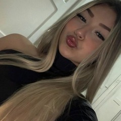 NA ESQUINA DE CASA NOVINHA ME OLHOU, NO INSTA ME STALKEOU [ LP RONIJU ]