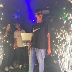 CATUCANDO NO TALENTO X SENTA E TRAVA - MC DELUX & RENNAN (DJ MORAEZ)