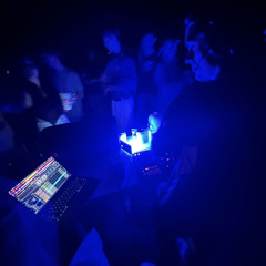 01 Techno mix btich