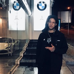 Sprungit In I Väggen