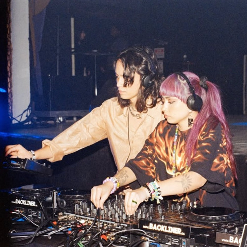 Uplifting Groovy House Mix in Toronto | Tinzo + Jojo