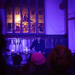 Louf Live (London 17.12.25)