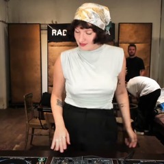 Dance Divine | Radio Rudina