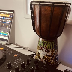 Ho Ho House | Spontaneous Xmas Mix