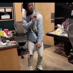 she all on me - lil uzi