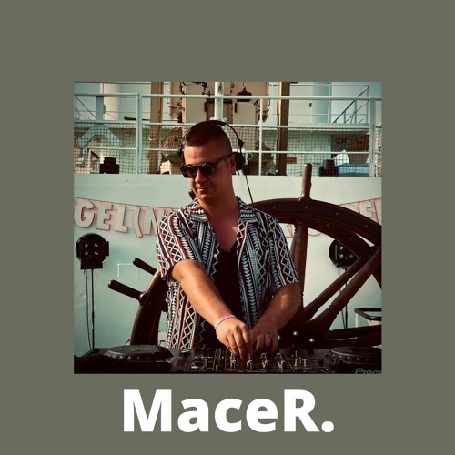 Beach Podcast™ Guest Mix by MaceR.
