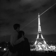 Romantic In Paris