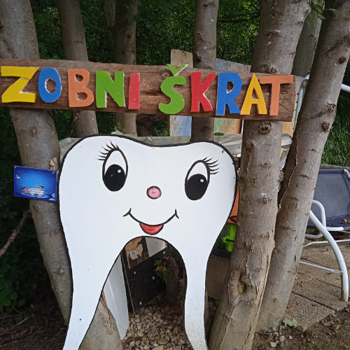 ZOBNI ŠKRAT