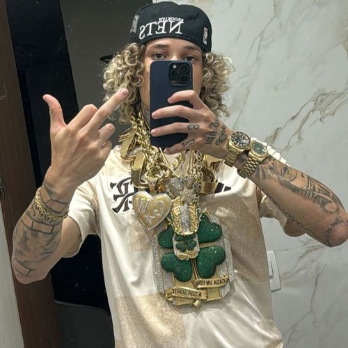 BATE NA CARA DA PUTA COM O CORDAO DE OURO X CAVALGA CAVALA FUNK RJ