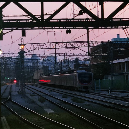 도망가자