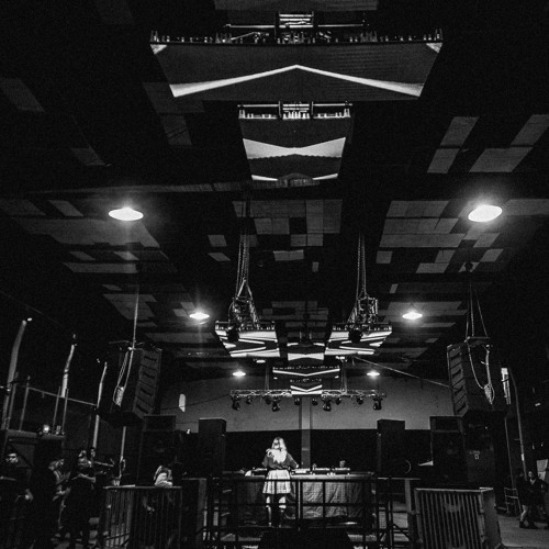 B2000_0002 . OPEN SET | TERRAFURIA 13/09/25