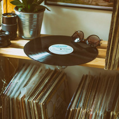 Music Selection ( Pop / Dance / House / Afro / Rap / Reggaeton / R&B / Lo-fi / Synthwave)
