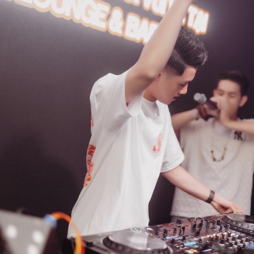 MAKING MY WAY X NAM TRAN RMX