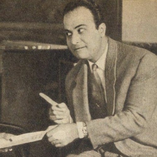 كارم محمود - دور عواطفك دي أشهر من نار