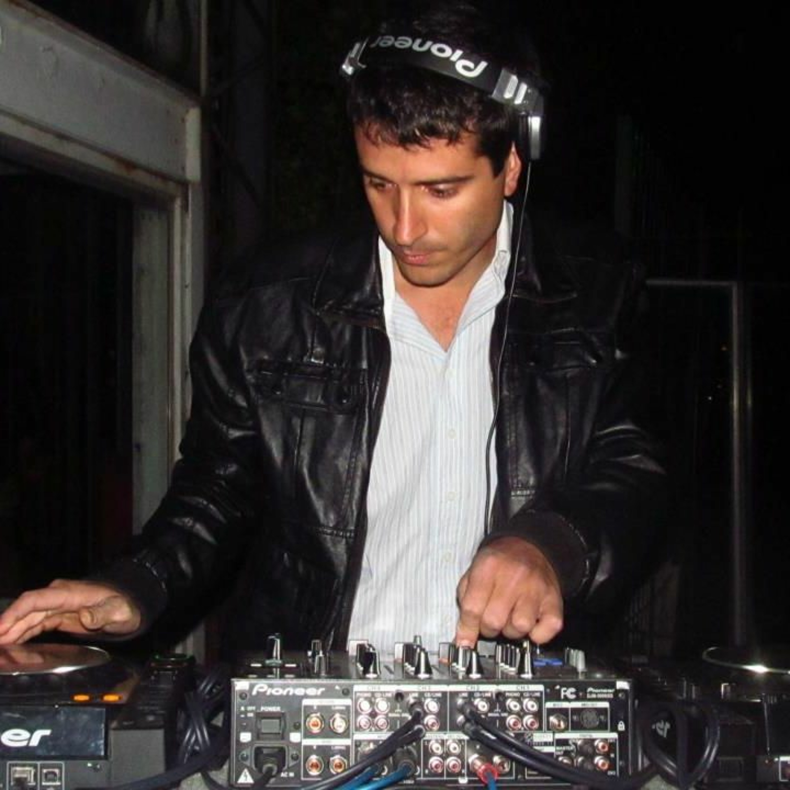 Santiago Rossi Sets