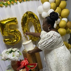 M-DONA PAULA