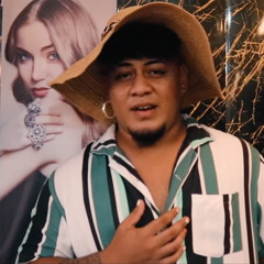 Na'o Oe O La'u Love (feat. Miss Red & Robyn Akari)