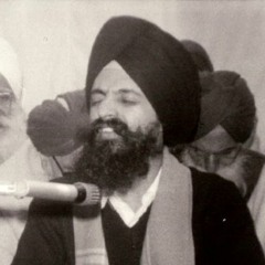Dr Pritam Singh Ji Anjaan - preet preet gureeaa mohan laalanaa (Puratan Kirtan)