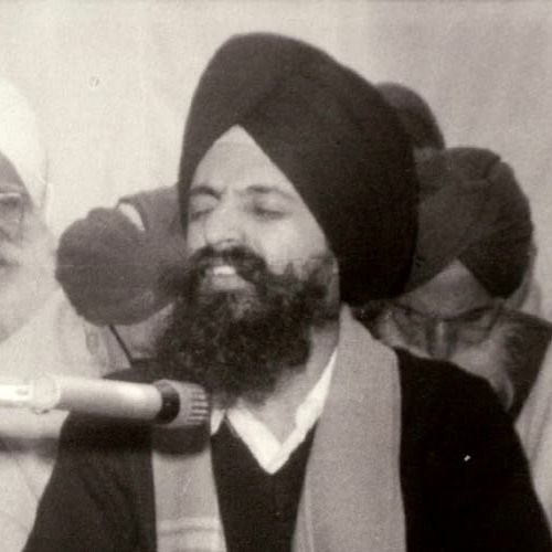 Dr Pritam Singh Ji Anjaan - preet preet gureeaa mohan laalanaa (Puratan Kirtan)