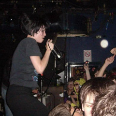 Crystal Castles - Alice Practice [Rakkus remix]