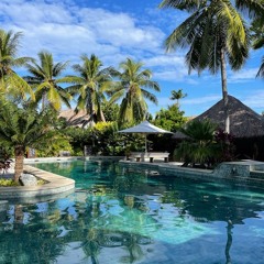 𝐻𝑜𝑙𝑖𝑏𝑜𝑏𝑠 𝟚𝟜’ 🛩️🏝️🌅