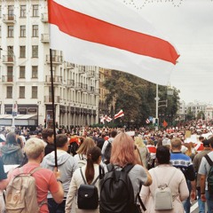 Rzesza ludzi pracuje dla reżimu. Poza nimi Łukaszenka nikogo nie ma