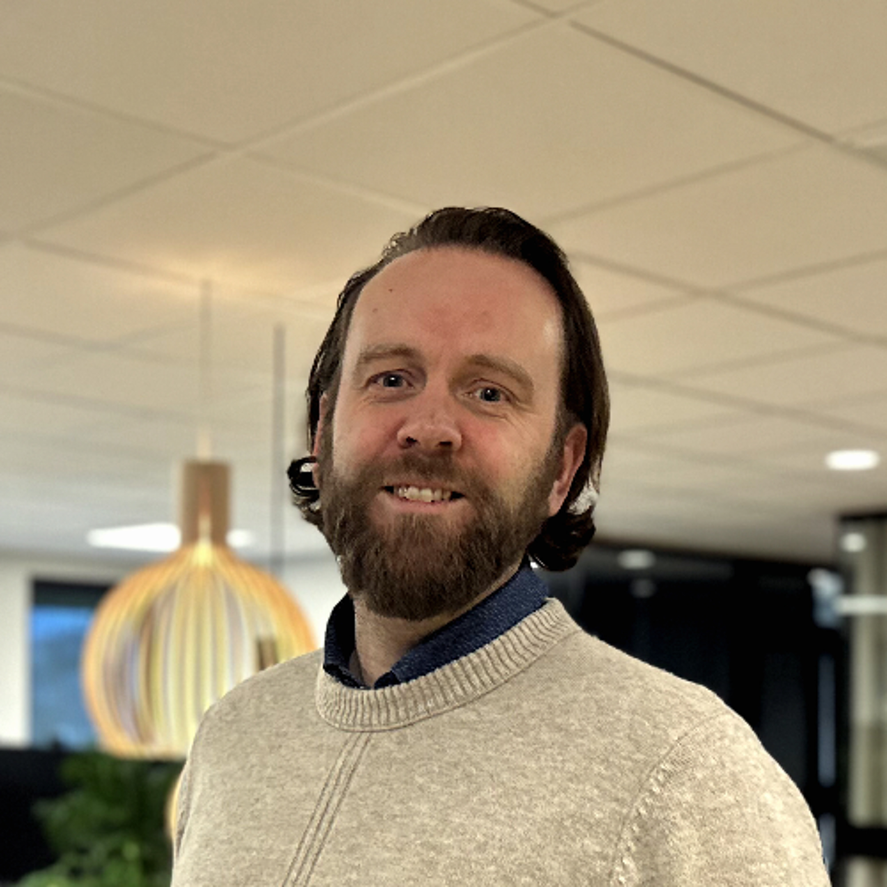 Jabbing om jobb #8: Jan Fjellkårstad om verda som arbeidsplass episode artwork
