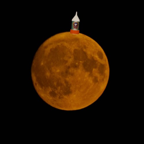 A 90s new man called Stan - The Moon is Rising (Folk-tronix mix)