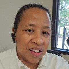 Michelle Cox: Founder and Author of "The Mommy Reader's Collection"