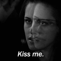 kiss me in the rain (+ homecomingqueen)