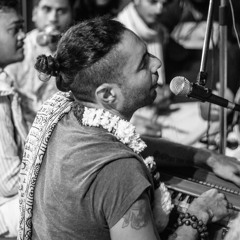 Visvambhar Prabhu Kirtan At ISKCON Punjabi Bagh (06.10.2022)