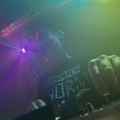 DJ-D B2B Ostblockbässe77 Geburtstags Rave (165 Bpm Geballer)