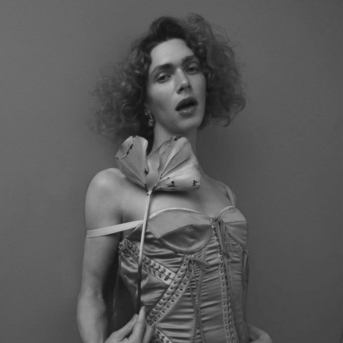 SOPHIE - Gears (LIVE)