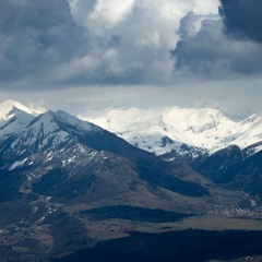 Yussef Dayes - Raisins Under The Sun (cover - live at Opéra du Grand Avignon)