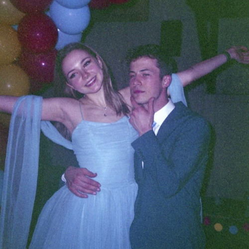 Why Did Lydia Night And Dylan Minnette Breakup?