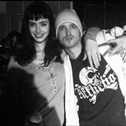 أجيلك معتني يالدربك بعيد ..