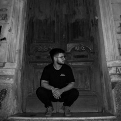 Kongo Resident's #3 Ian Banks