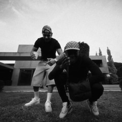 LUCIANO - NEGRO FT. THIZZY52 (Remix by Pia)