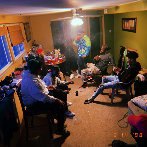 Wake Up In The Trap - Ft: Lyvee LOR , Smoov Da Vhillann