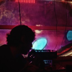 ARTICULE! (dans un wagon)