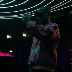 DNY - LivingRoom Christmas Set @Mitte 18.12.24