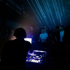 Set Techno